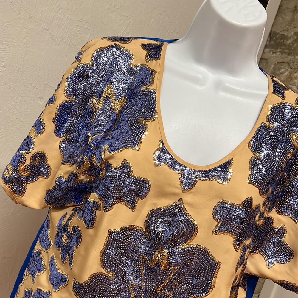 Neiman Marcus Tracy Reese Blue and Gold Sequins Batwing Sleeve Top Size Small